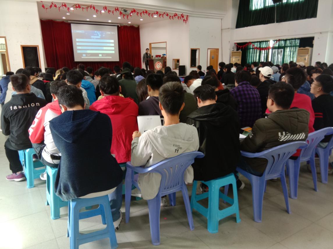 5870580287f8e7b421f0d5373132a8b